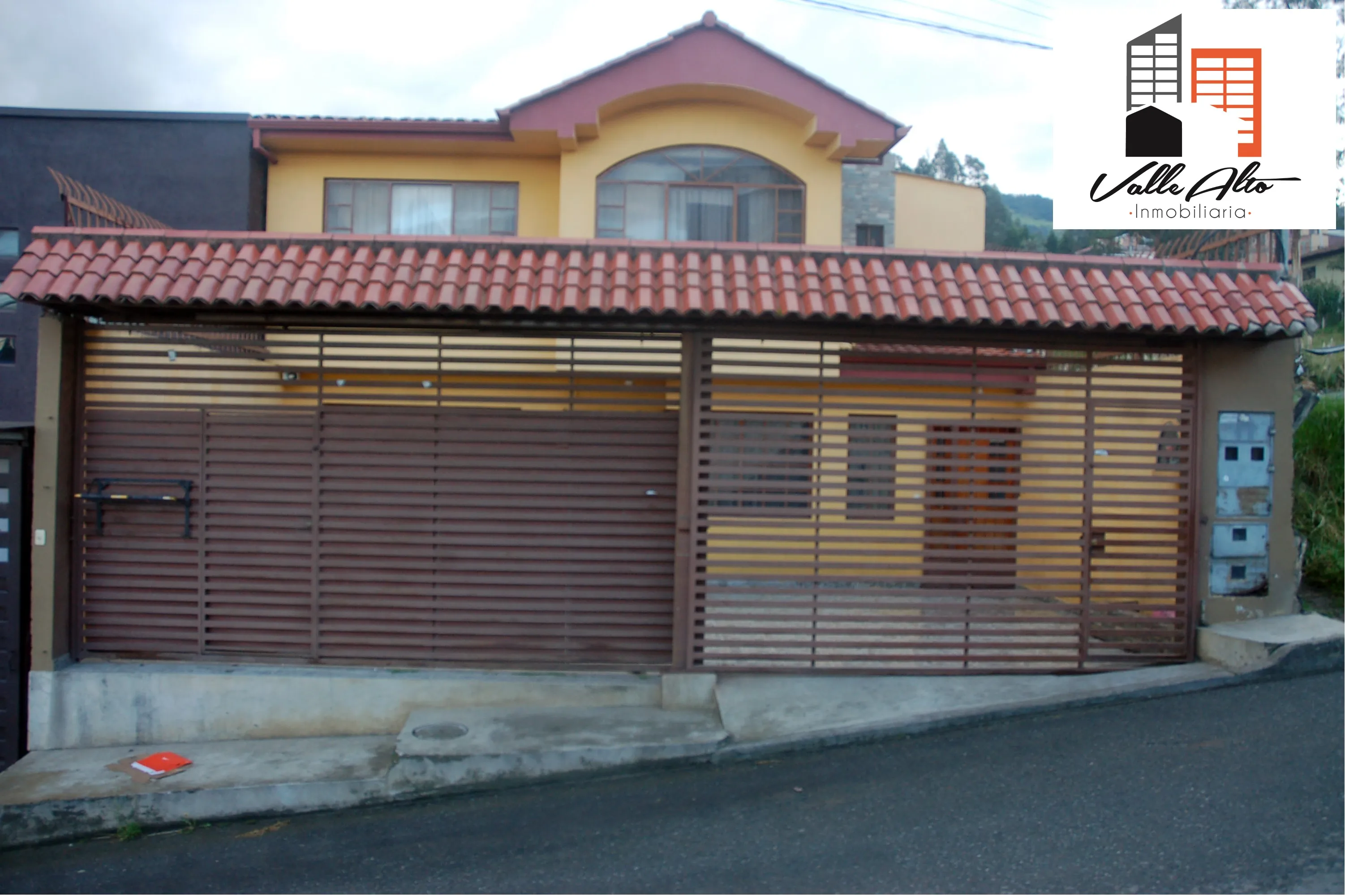 CASA DE DOS DEPARTAMENTOS EN MISICATA. - 1