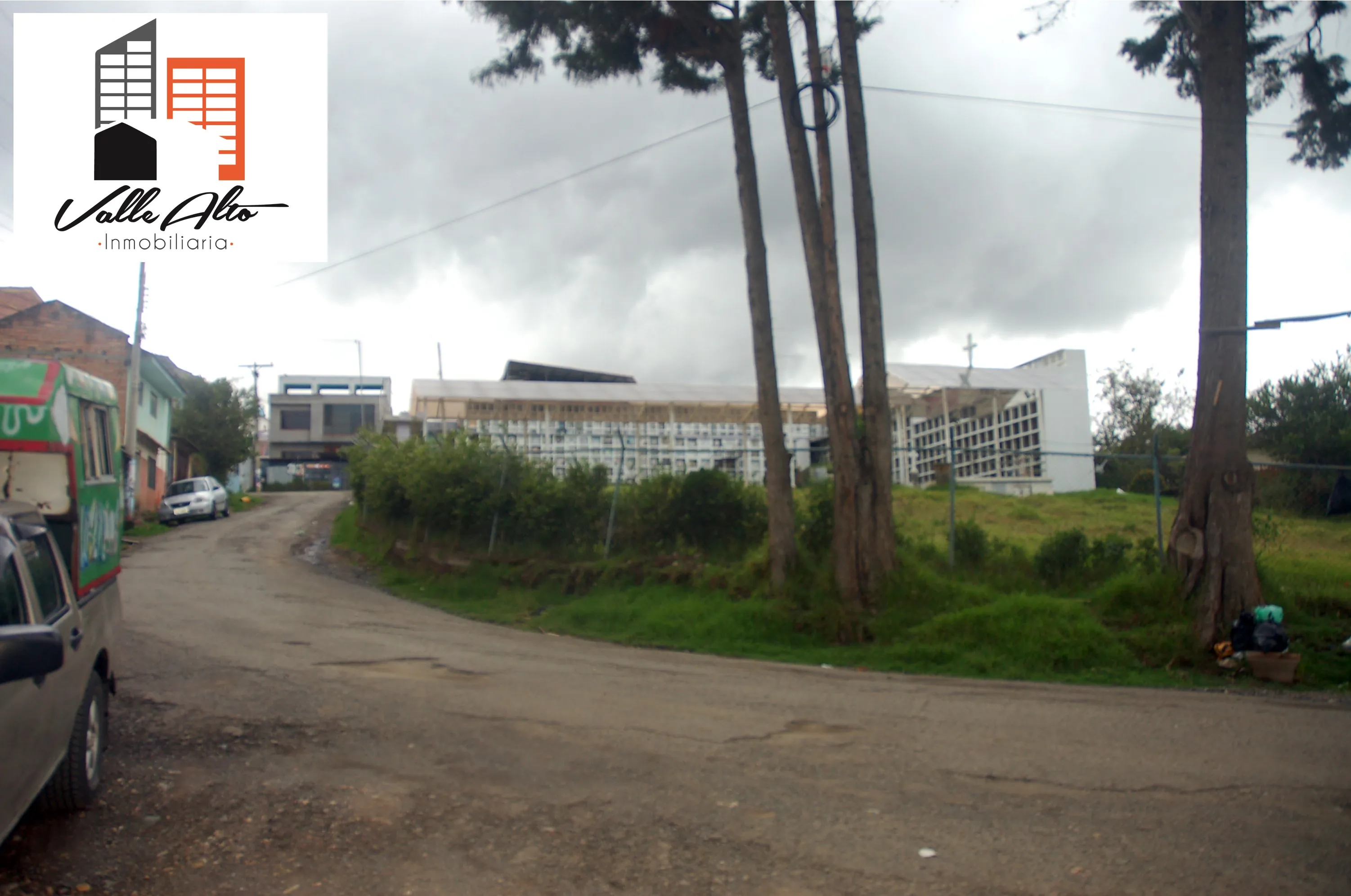 TERRENO AMPLIO EN MIRAFLORES, IDEAL PARA PROYECTO INMOBILIARIO. - 11