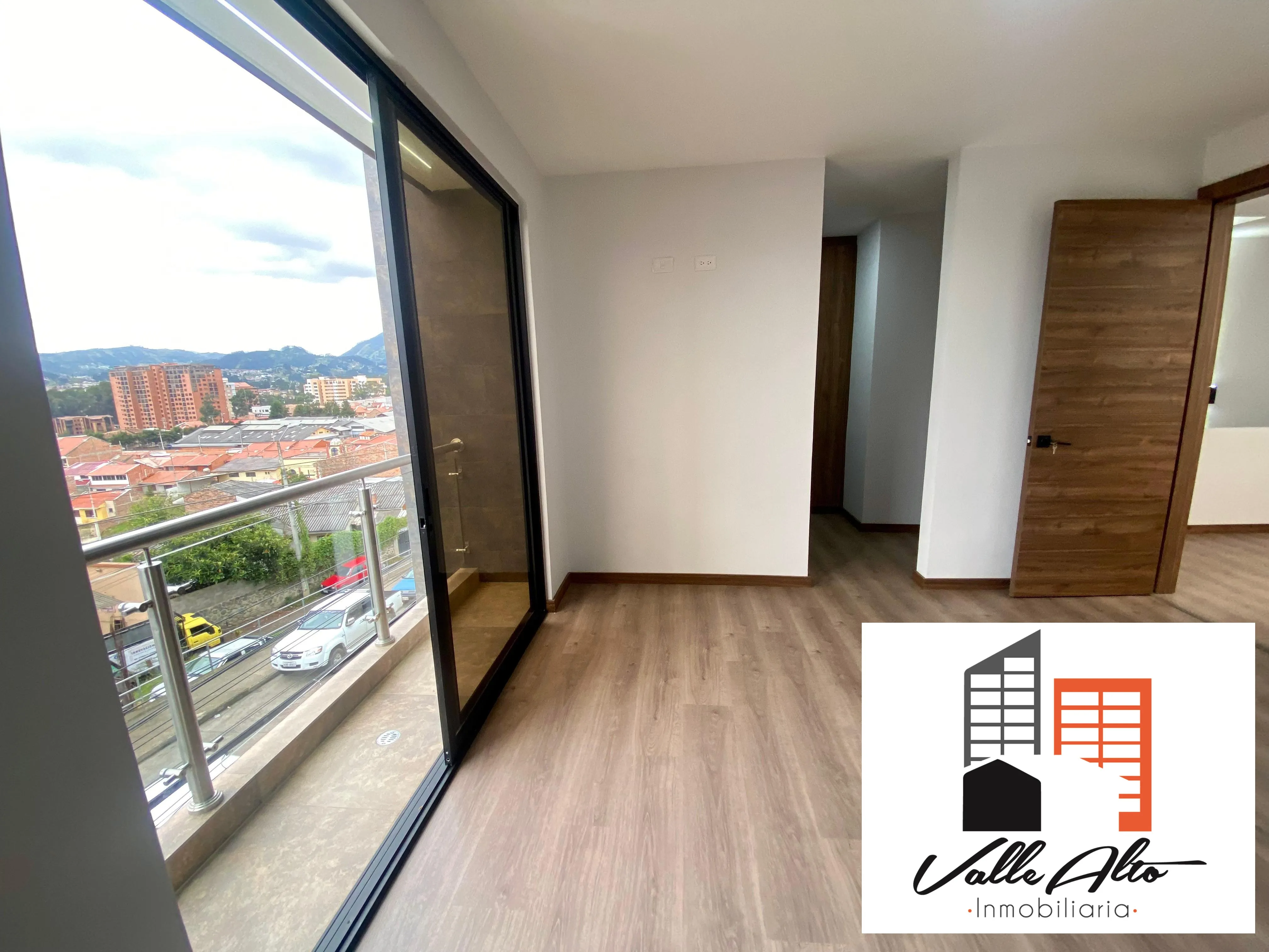 CASA POR ESTRENAR EN LA PENCAS. - 13