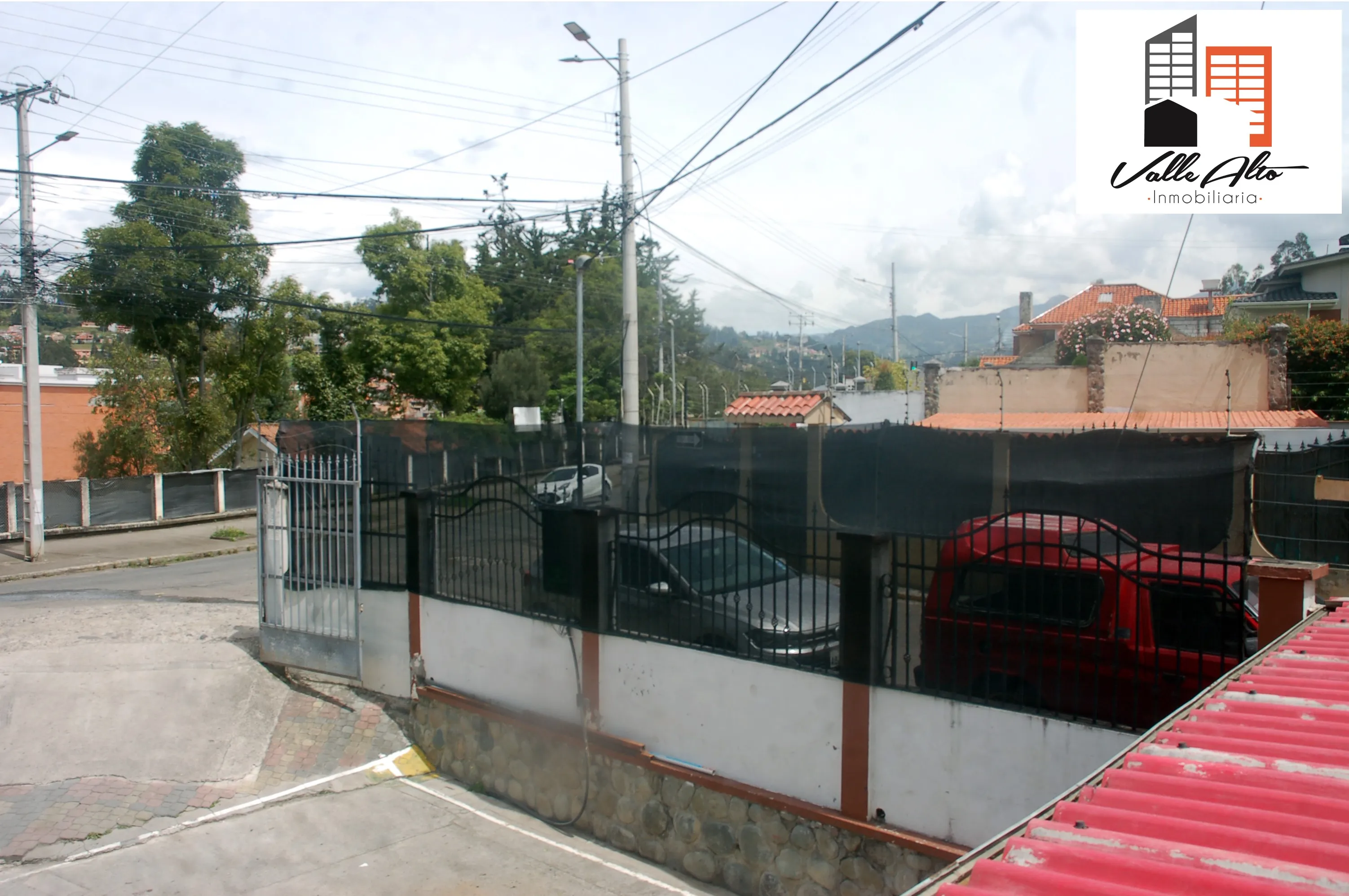 CASA ESQUINERA EN AZOGUES IDEAL PARA EMPRESA O NEGOCIO. - 14