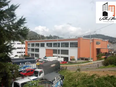 CASA ESQUINERA EN AZOGUES IDEAL PARA EMPRESA O NEGOCIO.