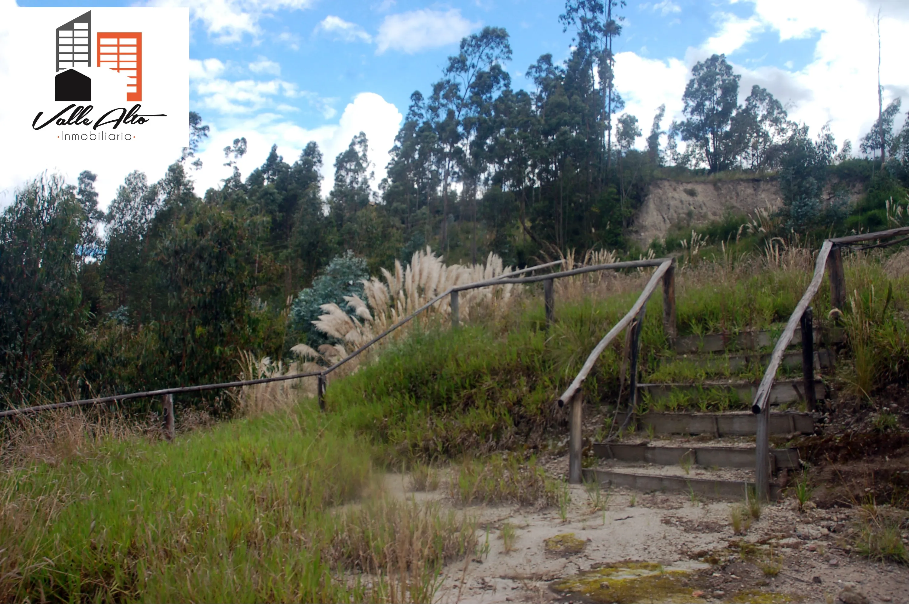 AMPLIO TERRENO EN SIGSIPAMBA. - 5