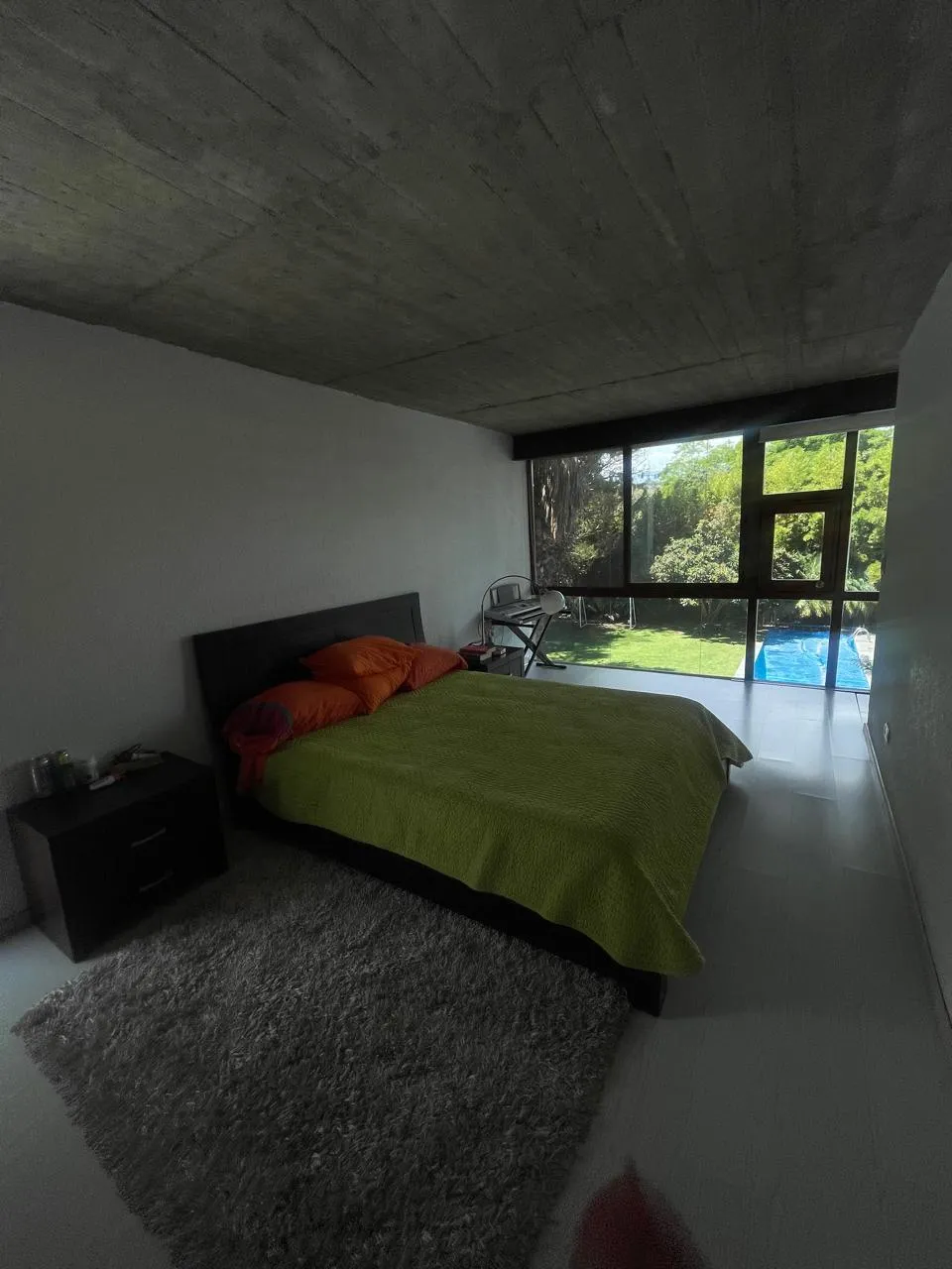 RESIDENCIA DE LUJO ESTILO MINIMALISTA CON PISCINA TEMPERADA | URBANIZACIÓN PILLAGUA, CUMBAYÁ — foto 14