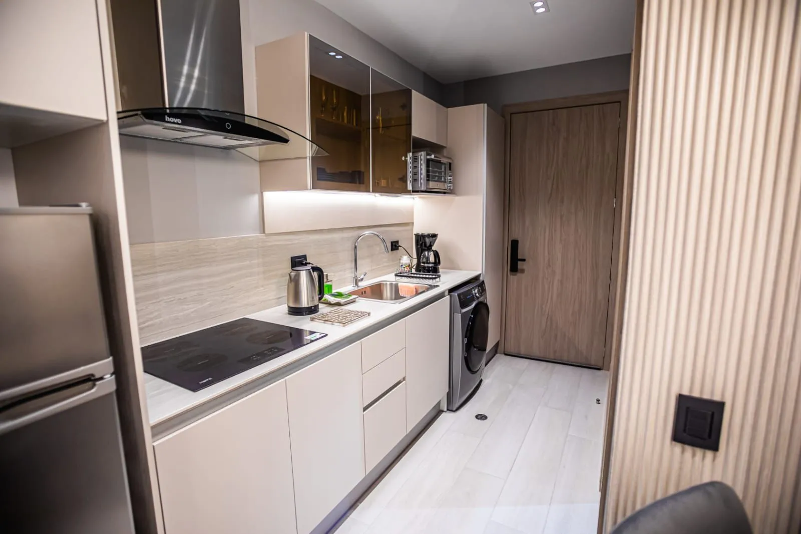 EN  VENTA ESTUDIO, CON BALCÓN, GARAGE, BODEGA SECTOR  REPÚBLICA DEL SALVADOR — foto 6