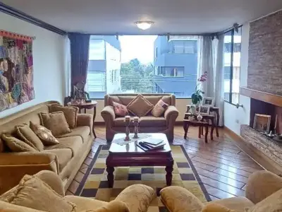 EN VENTA DEPARTAMENTO 4 HABÍTACIONES + ESTUDIO+ 2 GARAJES_ QUITO TENIS