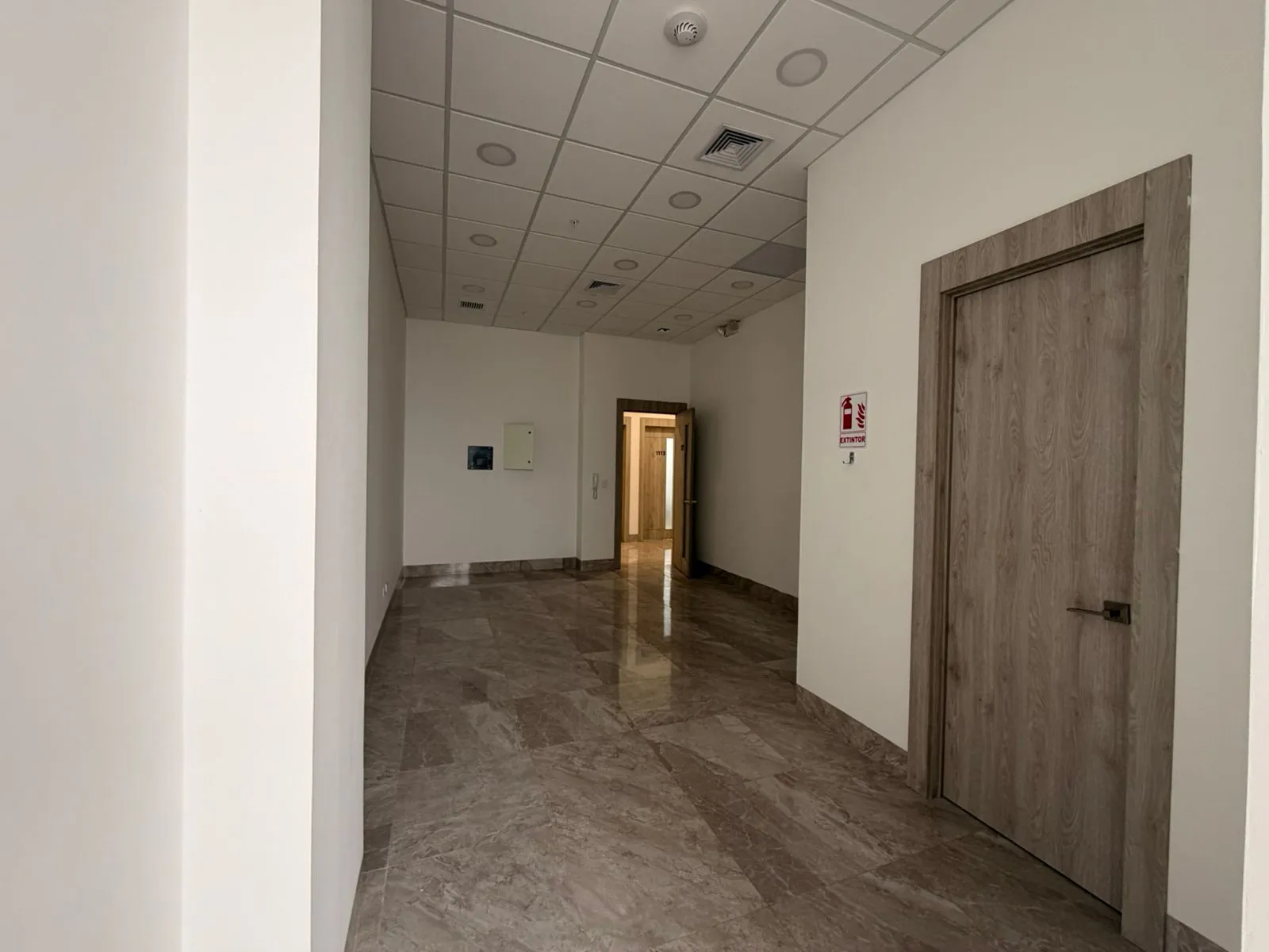 Oficina de dos ambientes - 2