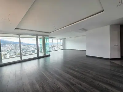 DEPARTAMENTO DE LUJO A ESTRENAR – BELLAVISTA, QUITO