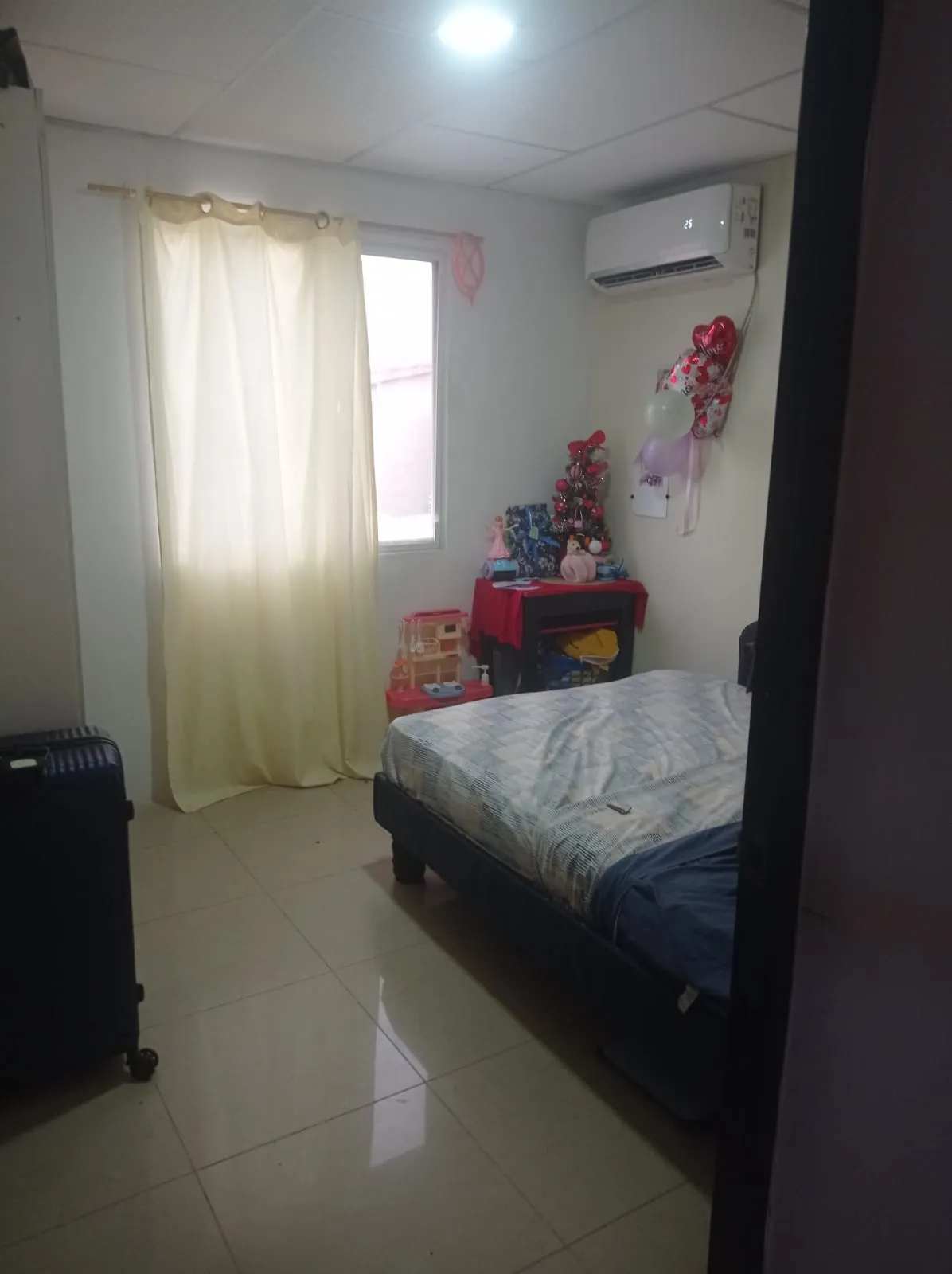 🏠 VENTA URGENTE – CASA DE 2 PISOS EN VILLA DEL REY, DAULE 📍 Urbanización Villa del Rey – Etapa Felipe 🏡 Modelo Palacio 3, con ampliaciones 💰 USD 85.000 NEGOCIABLES - 8