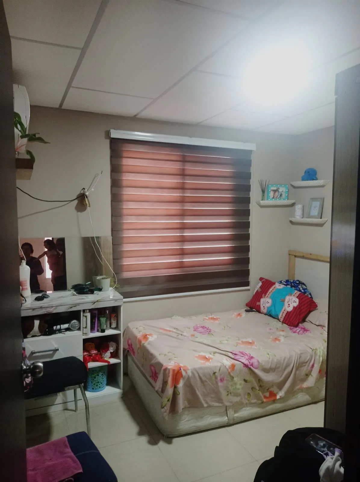 🏠 VENTA URGENTE – CASA DE 2 PISOS EN VILLA DEL REY, DAULE 📍 Urbanización Villa del Rey – Etapa Felipe 🏡 Modelo Palacio 3, con ampliaciones 💰 USD 85.000 NEGOCIABLES - 9