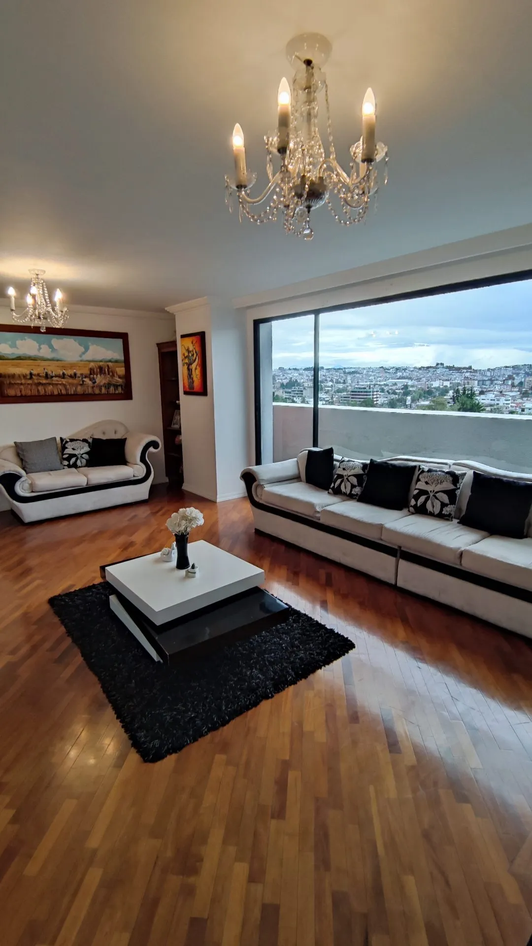 Penthouse en el Quito Tenis - Amplia terraza con BBQ, 3 dormitorios - 2