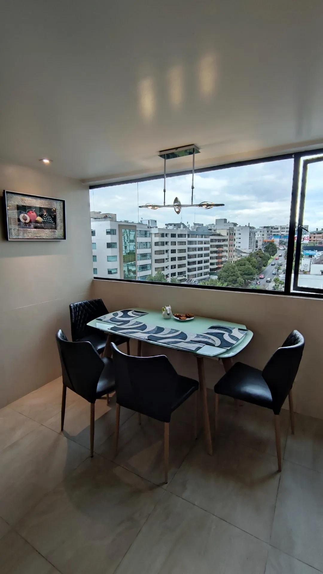 Penthouse en el Quito Tenis - Amplia terraza con BBQ, 3 dormitorios - 8