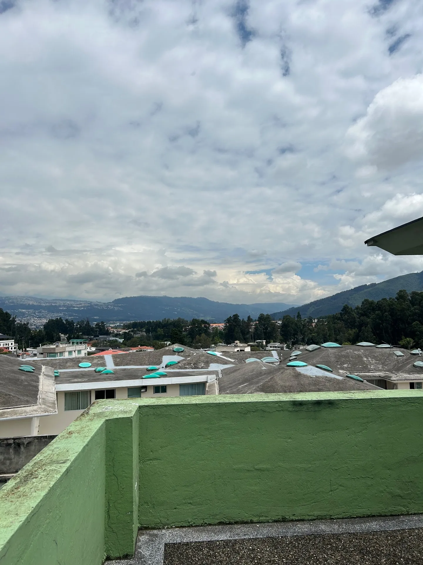 CASA EN VENTA EN URBANIZACIÓN LA COLINA ( frente a la universidad ESPE) VALLE DE LOS CHILLOS - 15