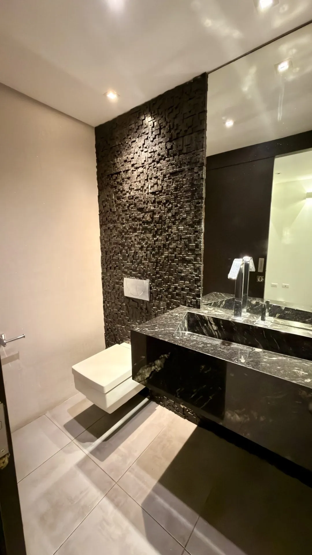 Alquilo departamento Urb Bosques de Rioja vía Samborondón — foto 9