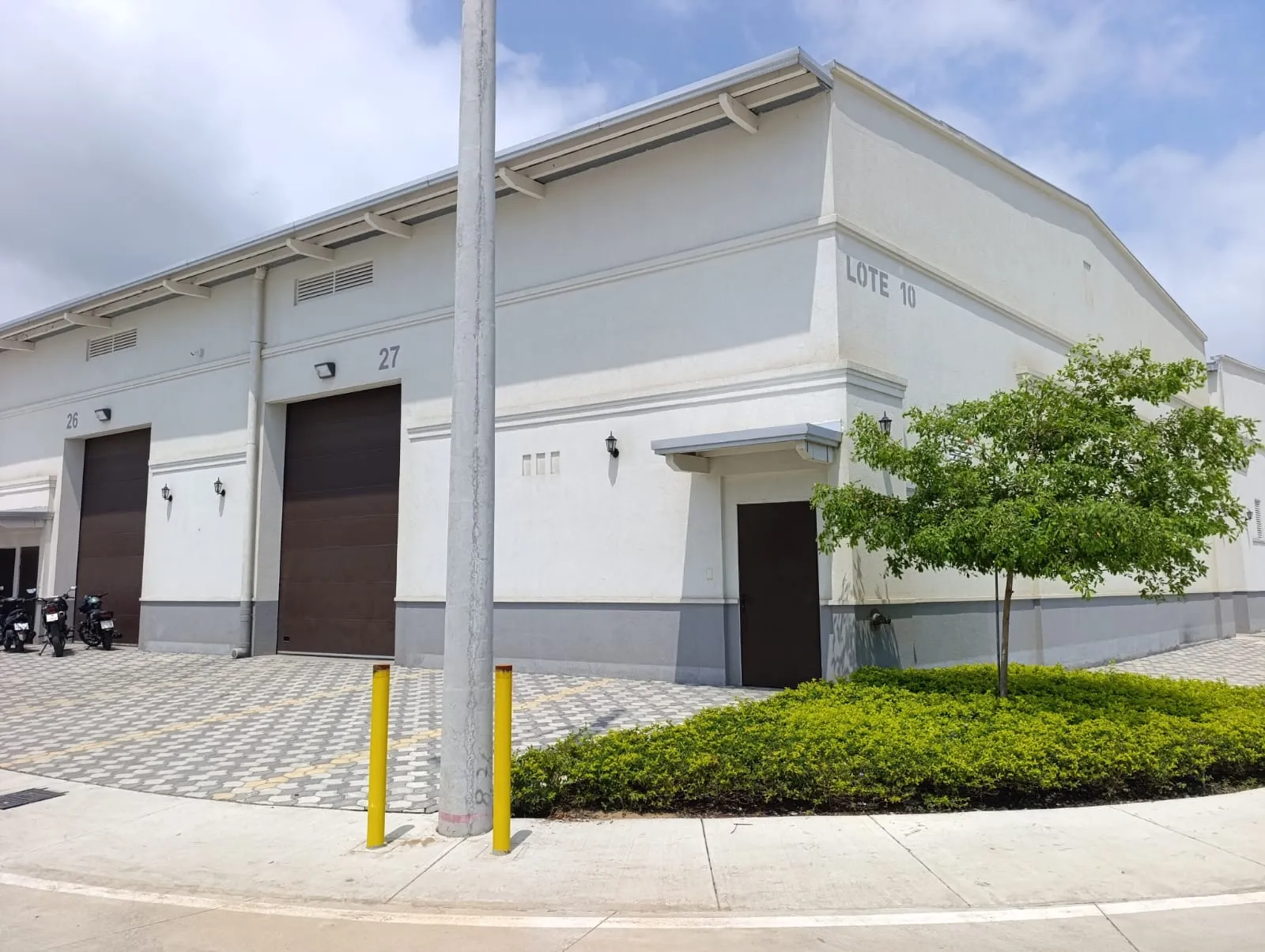 Alquiler Bodega Esquinera 240,73 m² en ALMAX PLUS - 2